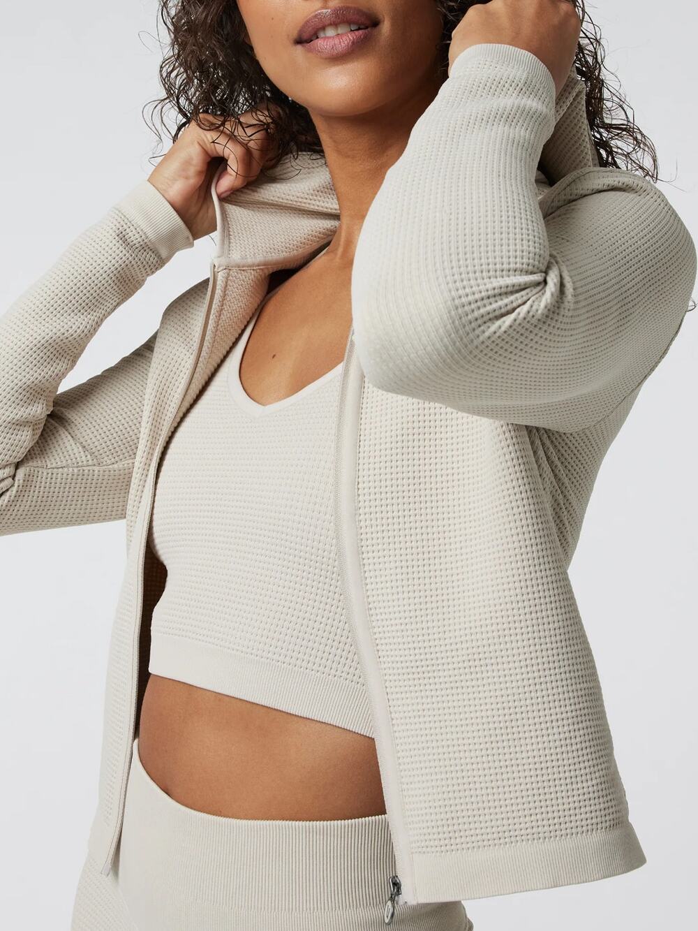 Vuori Waffle Seamless Zip Hoodie Ecru Beige Cropped Activewear